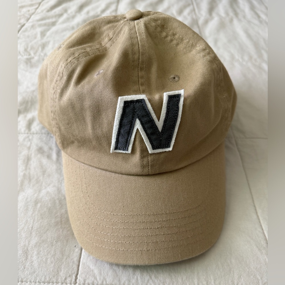 New Balance Block N Adjustable Cap - Picture 10 of 10